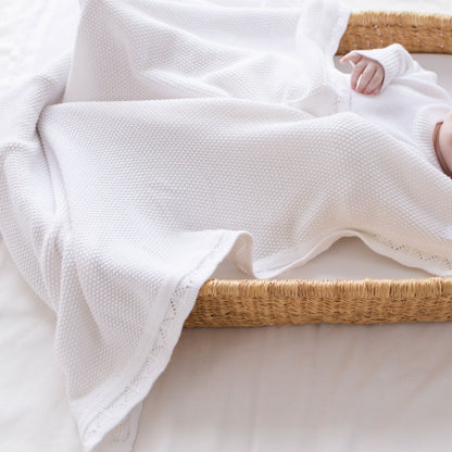 Scallop Edge Baby Blanket - White